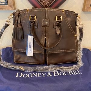 Dooney & Bourke Clayton - Brown